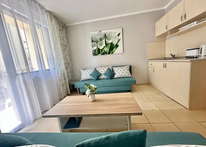 Jasmine - Menada * ساني بيتش